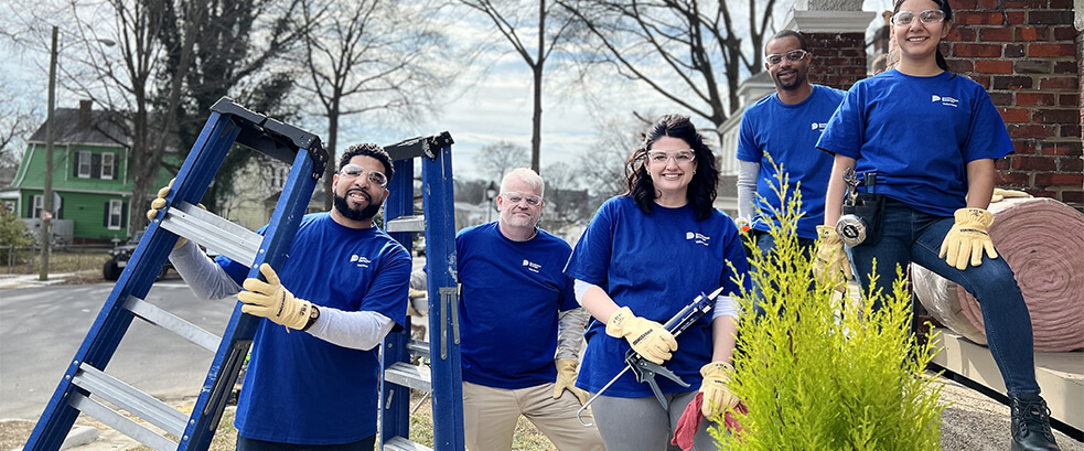 Dominion Energy Employees Volunteering in Community